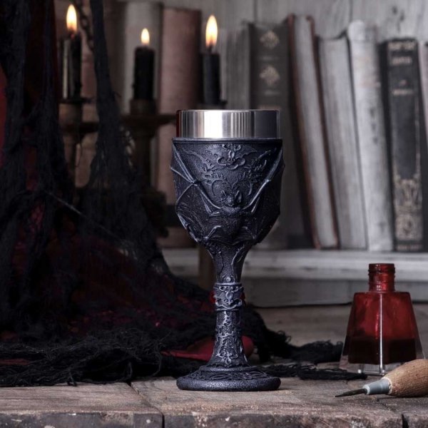 dekoracyjny kielich do wina z nietoperzem dla wampira &quot;Dark Fang&quot; Nemesis Now