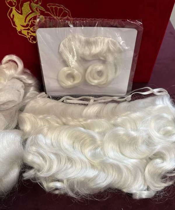 zarost Świętego Mikołaja Lapland – peruka, broda na gumce, wąsy do przyklejenia – widok wąsy i broda