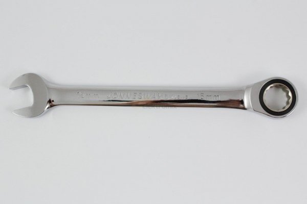 Jonnesway Klucz płasko-oczkowy 15 z grzechotką W45115