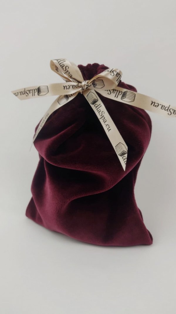 Wstążka złota z czarnym logo