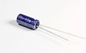 Panasonic ECA 100uF 16V