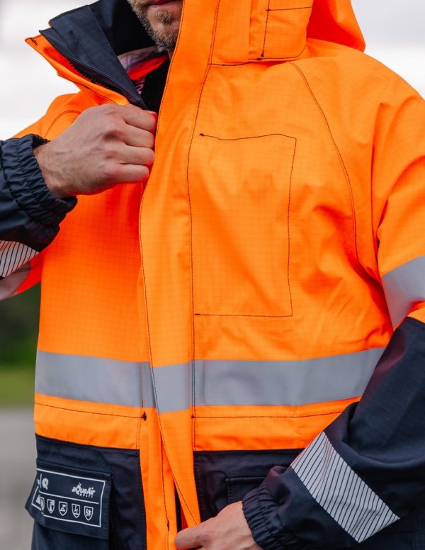 ANTISTATISCHE SCHWERANZÜNDBARE WASSERSCHUTZJACKE MODELL 500/A