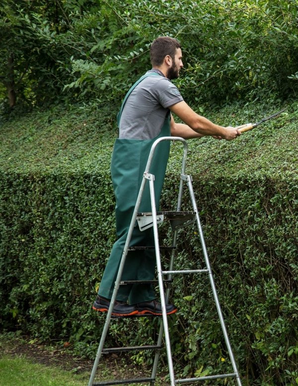 WASSERSCHUTZLATZHOSE MODELL 001