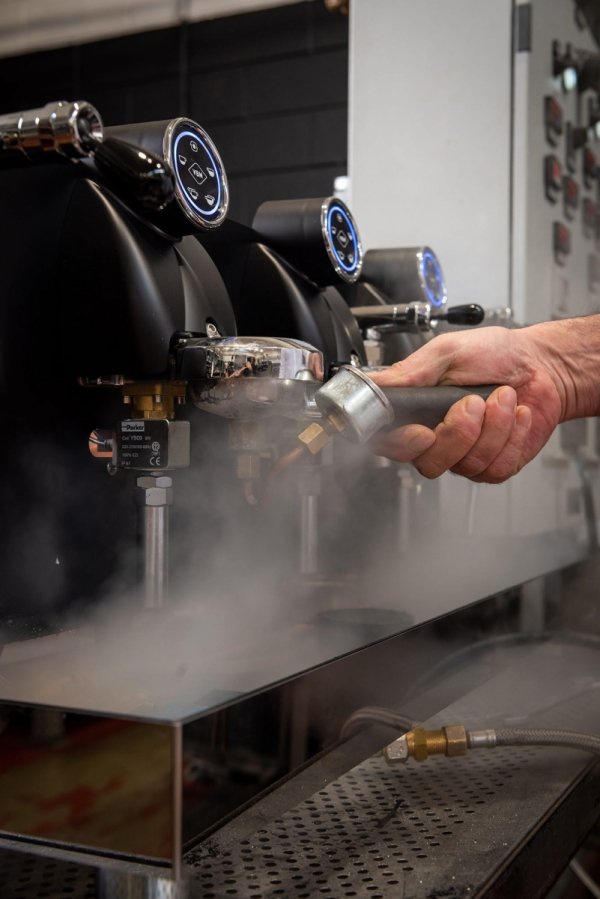 Ekspres kolbowy 3-grupowy | Lollo 3GR Black | kolor czarny | 5 kW