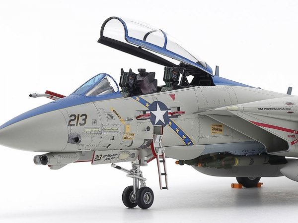 Tamiya 60795 1/72 Grumman F-14D Tomcat