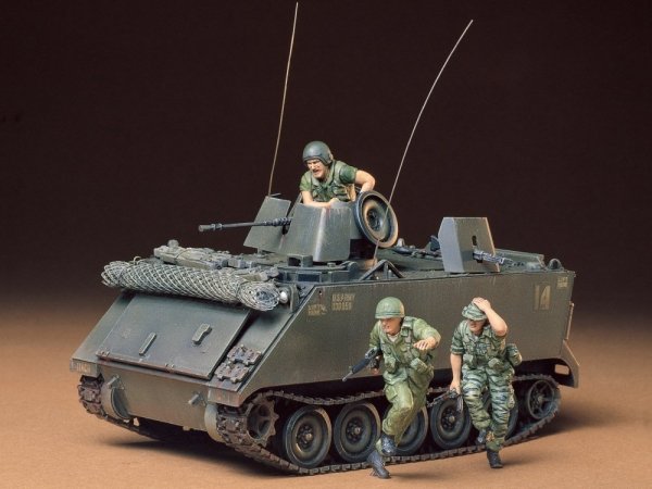 Tamiya 35135 U.S. M113 ACAV 1/35