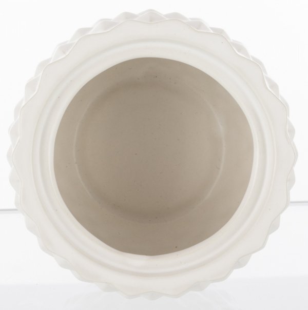 Biało-złoty ananas z ceramiki premium - elegancka dekoracja wnętrza o finezyjnych detalach.
