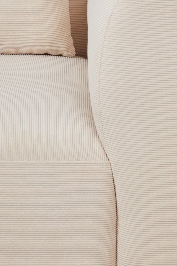 narożna sofa modułowa Fogler z lewym szezlongiem i pufą – beżowy sztruks, nowoczesny styl, 4 miejsca – Bellissima Casa