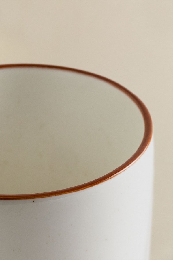Zestaw 4 szklanek Bremen z porcelany o pastelowych kolorach i nieregularnym wzornictwie, idealny do boho aranżacji stołu