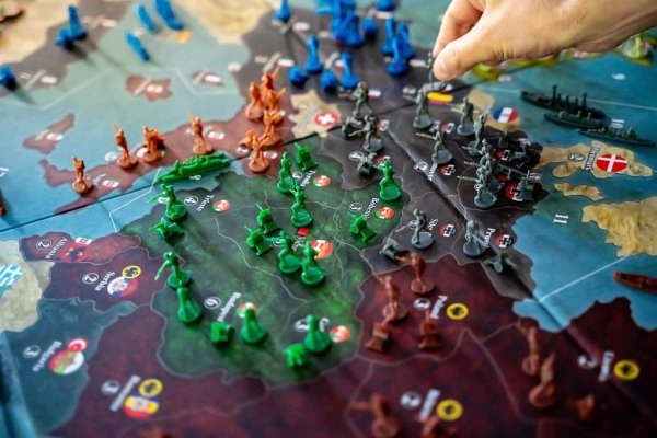 Axis &amp; Allies: WWI 1914