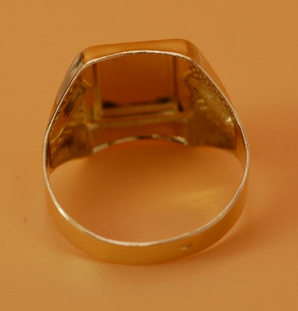 Sygnet elegancki grawer satyna R.27 złoto 585