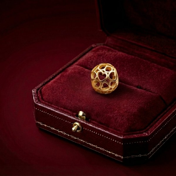 Przewieszka baryłka 3D ażur serca złoto 585