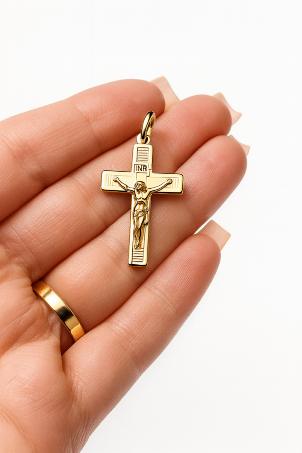 Klasyczny krzyż z wizerunkiem grawer złoto 585 
