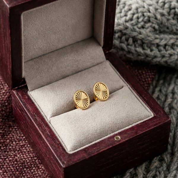 Kolczyki sztyft rozety grawerowane złoto 375