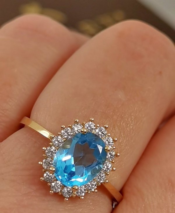 Pierścionek R.21 Markiza Topaz złoto 585