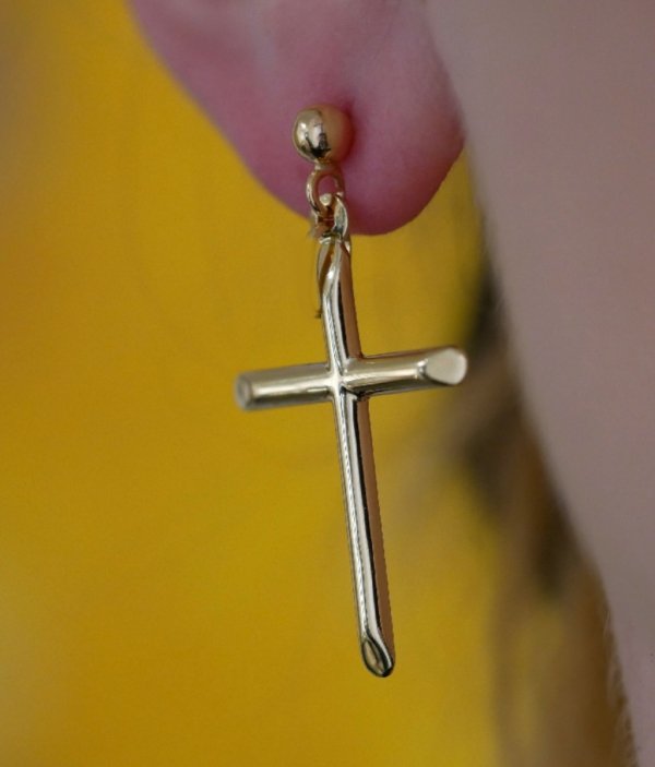 Kolczyki krzyże duże wypukłe sztyft  złoto 585 