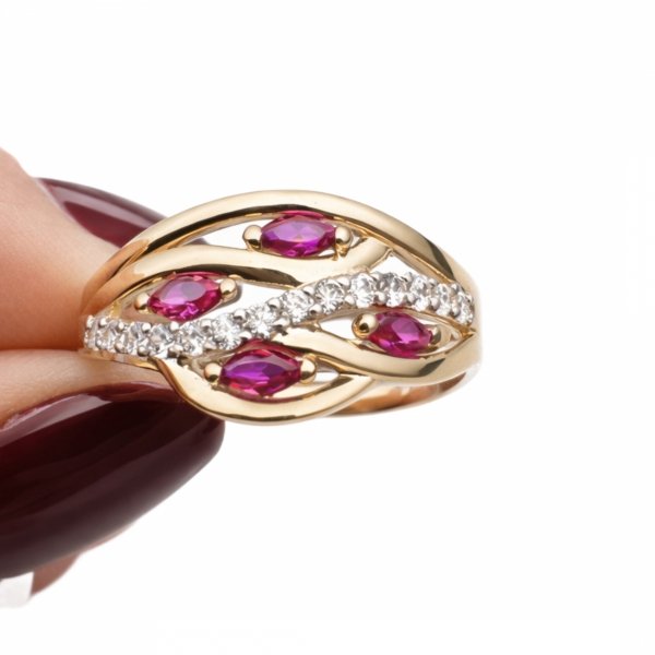 Pierścionek oczka koloru rubinowego R.22 złoto 585 