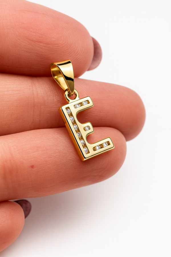 Wisior inicjał litera  E 3D cyrkonie  złoto 585 