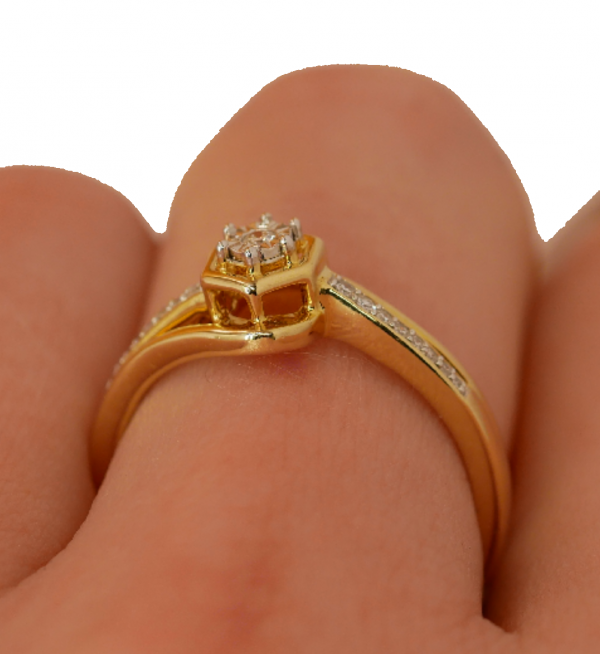 Pierścionek R.15 diamenty 17/0.09ct złoto 585 