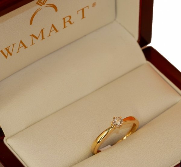 Pierścionek R.15 diamenty 1/0.08ct złoto 585 