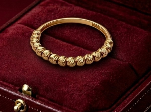 Pierścionek obrączka kuleczki diamentowane złoto 585 