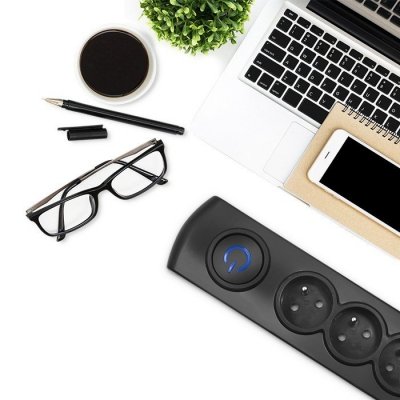 Qoltec Listwa antyprzepięciowa | 6 gniazd | 3,0m