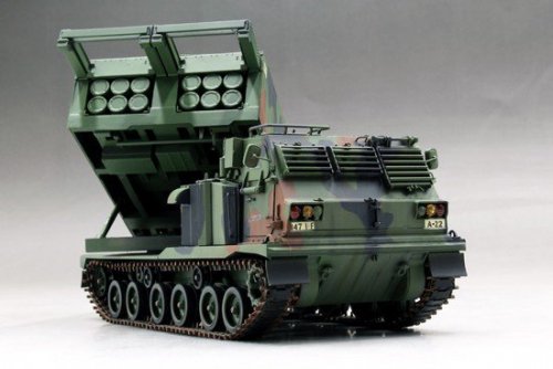 Trumpeter M270/A1 Multiple Launch Rocket System