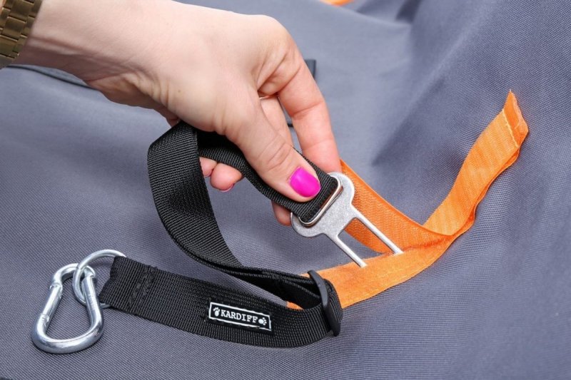 Kardiff mata Anti Slip 1/2 kanapy (70x160cm) Brązowa