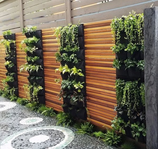 Blumentopf 12er Set Vertikaler Pflanzwand Taschen Wandgarten mit Abfluss - Cascade Wall