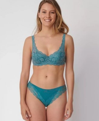 Majtki Triumph Lovely Micro Hipster niebieskie 