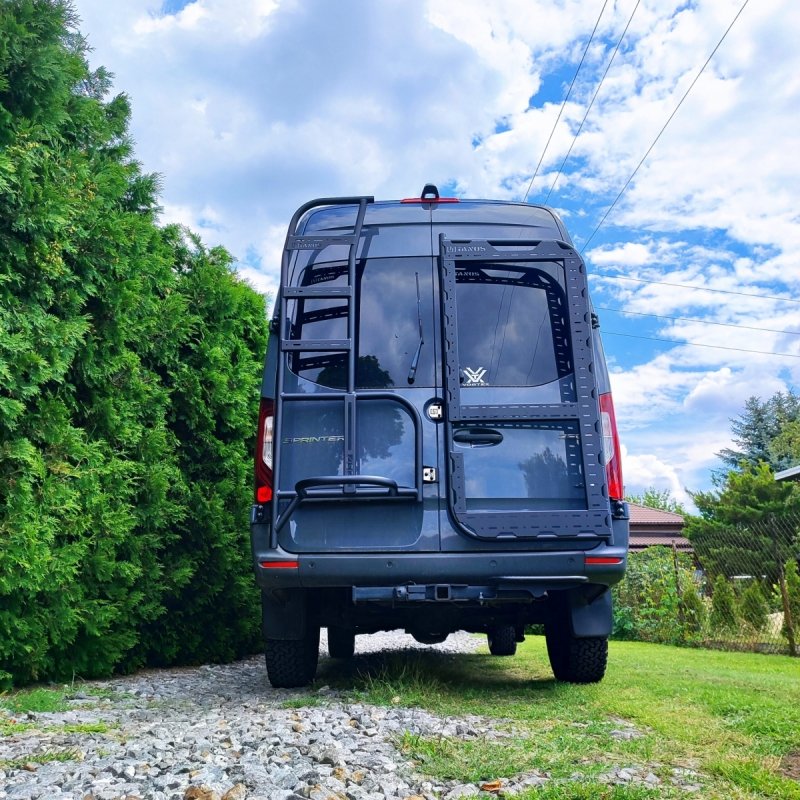 mocowanie koła zapasowego z drabinką do Mercedes Sprinter 907