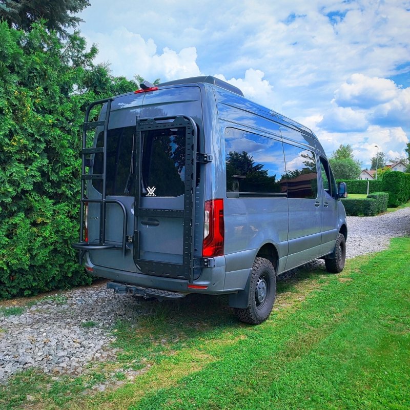 mocowanie koła zapasowego z drabinką do Mercedes Sprinter 907