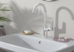 Hansgrohe Logis Jednouchwytowa bateria umywalkowa 210 z obrotową wylewką i kompletem odpływowym z cięgłem chrom 71130000