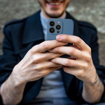 Futerał do iPhone 17 AIR Silicone Mag Cover zgodny z MagSafe niebieski