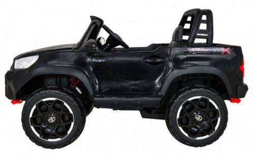 Pojazd Pickup Toyota Hilux Czarna