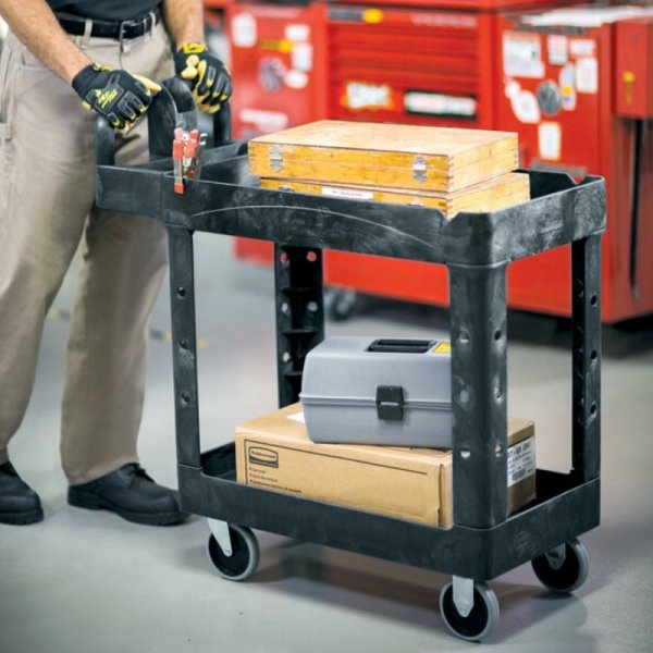 Wózek narzędziowy BRUTE® Heavy-Duty 2x Shelf Small 226kg