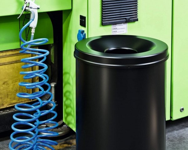 Kosz samogaszący SAFE 60L czarny
