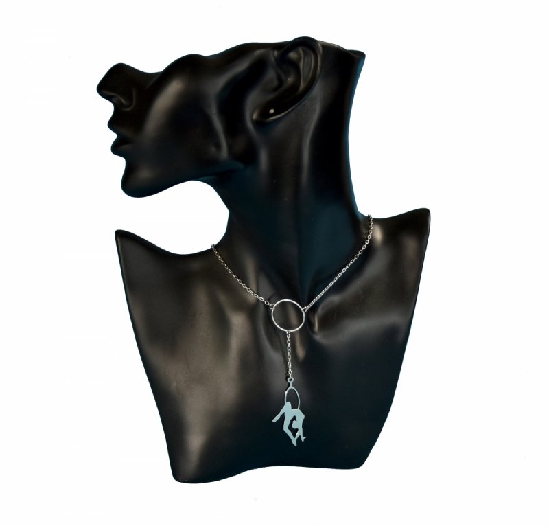 Naszyjnik ze stali nierdzewnej z motywem aerial hoop - minimalistyczna biżuteria dla tancerki. Idealny prezent dla miłośniczki tańca na kole