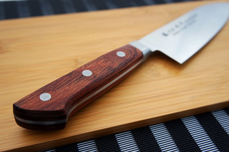 Nóż Santoku 17cm Satake Kotori uniwersalny