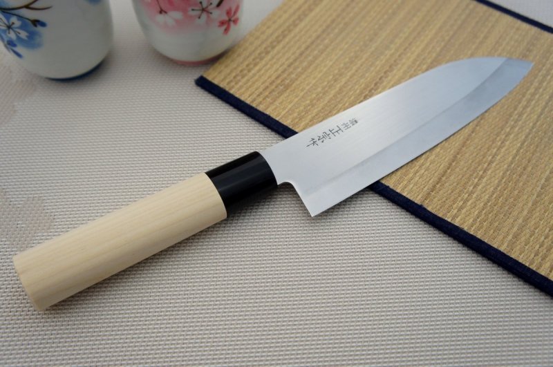 Satake Megumi Nóż Santoku 17cm