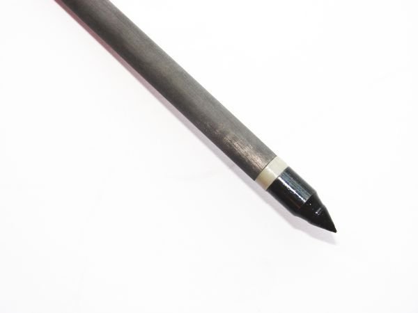 Strzała Poe Lang do łuku 30" ostra, z włókna węglowego