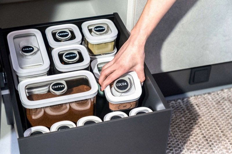 ZWILLING FRESH & SAVE CUBE Plastikowy Pojemnik 2L - 4.4 Ltr, Szary Fresh & Save