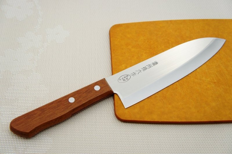 Nóż Santoku 17 cm Satake Tomoko