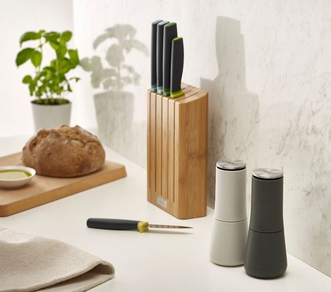 Joseph Joseph - Bambusowy blok z 5 nożami, Elevate