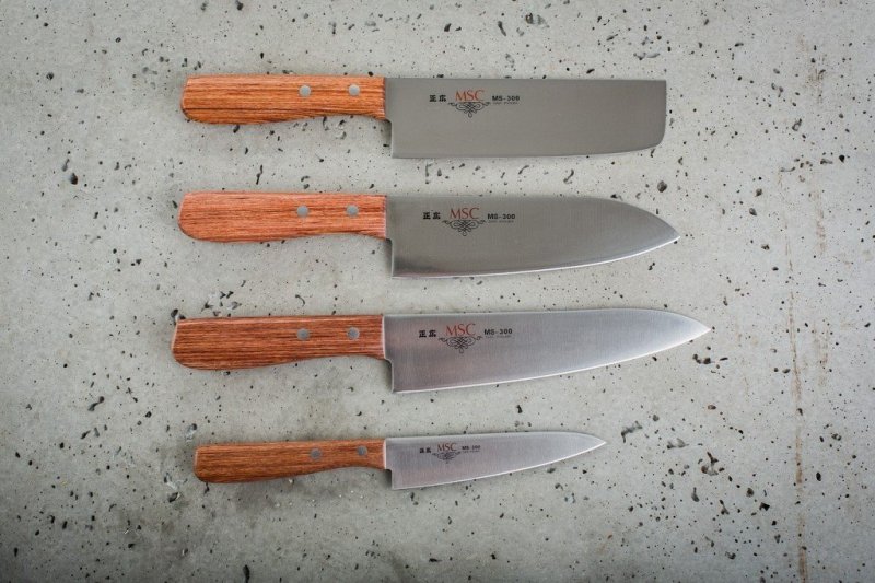 Nóż Masahiro MV-H Chef 27 cm POM MBS-26 HRC 58-59 lekki