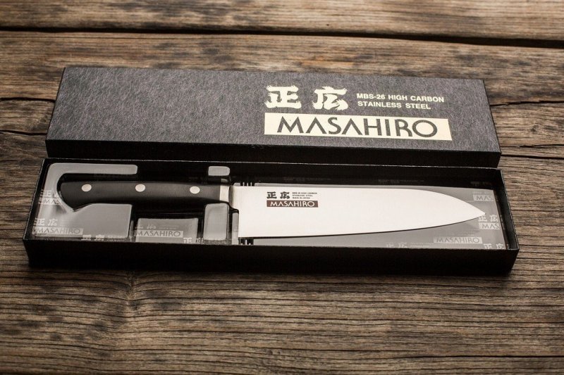 Nóż Masahiro MV-H Santoku 17,5 cm do mięsa, ryb i warzyw