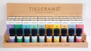 TISSERAND AROMATHERAPY Zestaw olejków eterycznych TOP 10 + ekspozytor (40 szt. - 30 x 9 ml + 10 x Tester 9 ml)