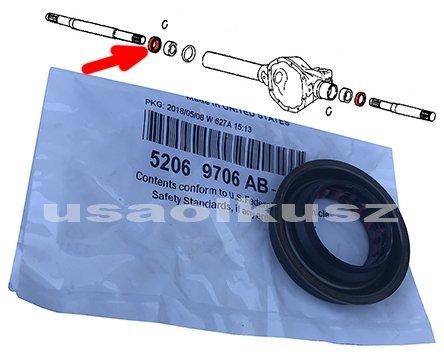 Uszczelniacz półosi przedniego mostu MOPAR Mitsubishi Raider