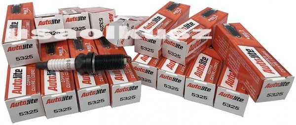 Kpl świec zapłonowych Dodge Charger 5,7 V8 2009-