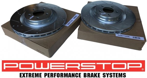 Przednie klocki Z26 + tarcze hamulcowe POWERSTOP 360mm Chrysler 300C SRT8